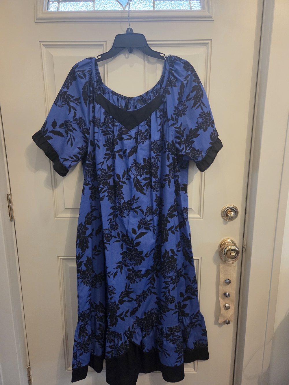 Karyl Kaye Mumu Dress Women 2X Blue Black Floral Ruffle Hem Hawaiian Luau